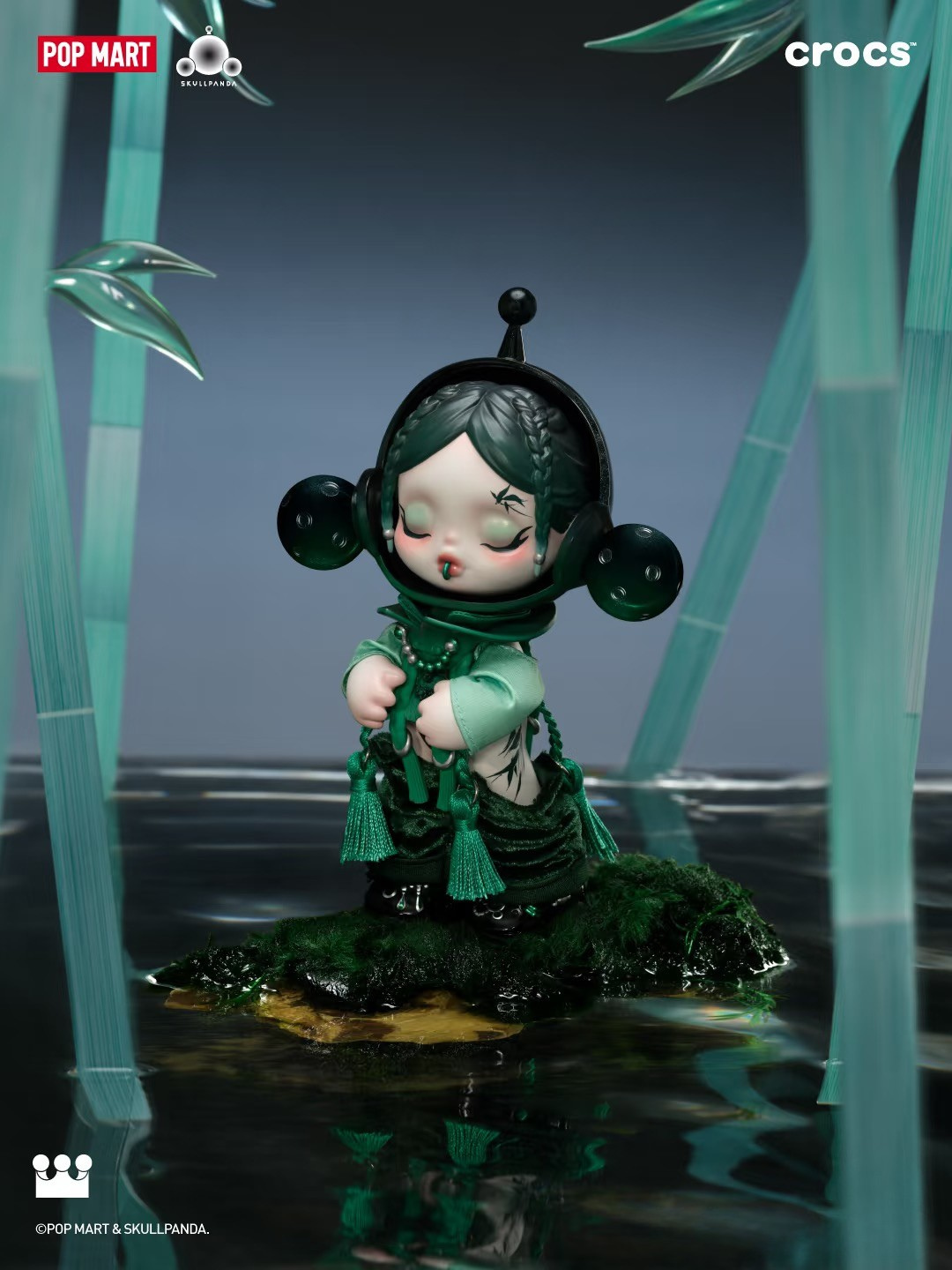Skullpanda x Crocs OOTD Figure
