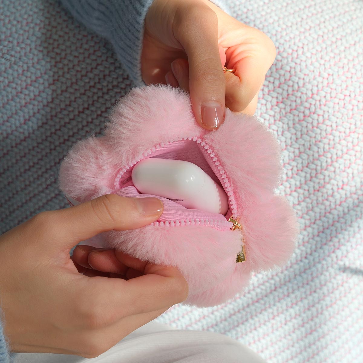 POPMART: CRYBABY Sad Club Series-Silicone Plush Earphone Bag