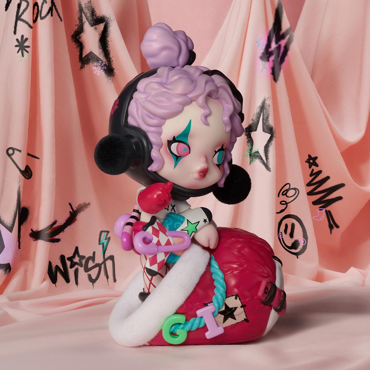 SKULLPANDA The Stocking Surprise 100% Figurine