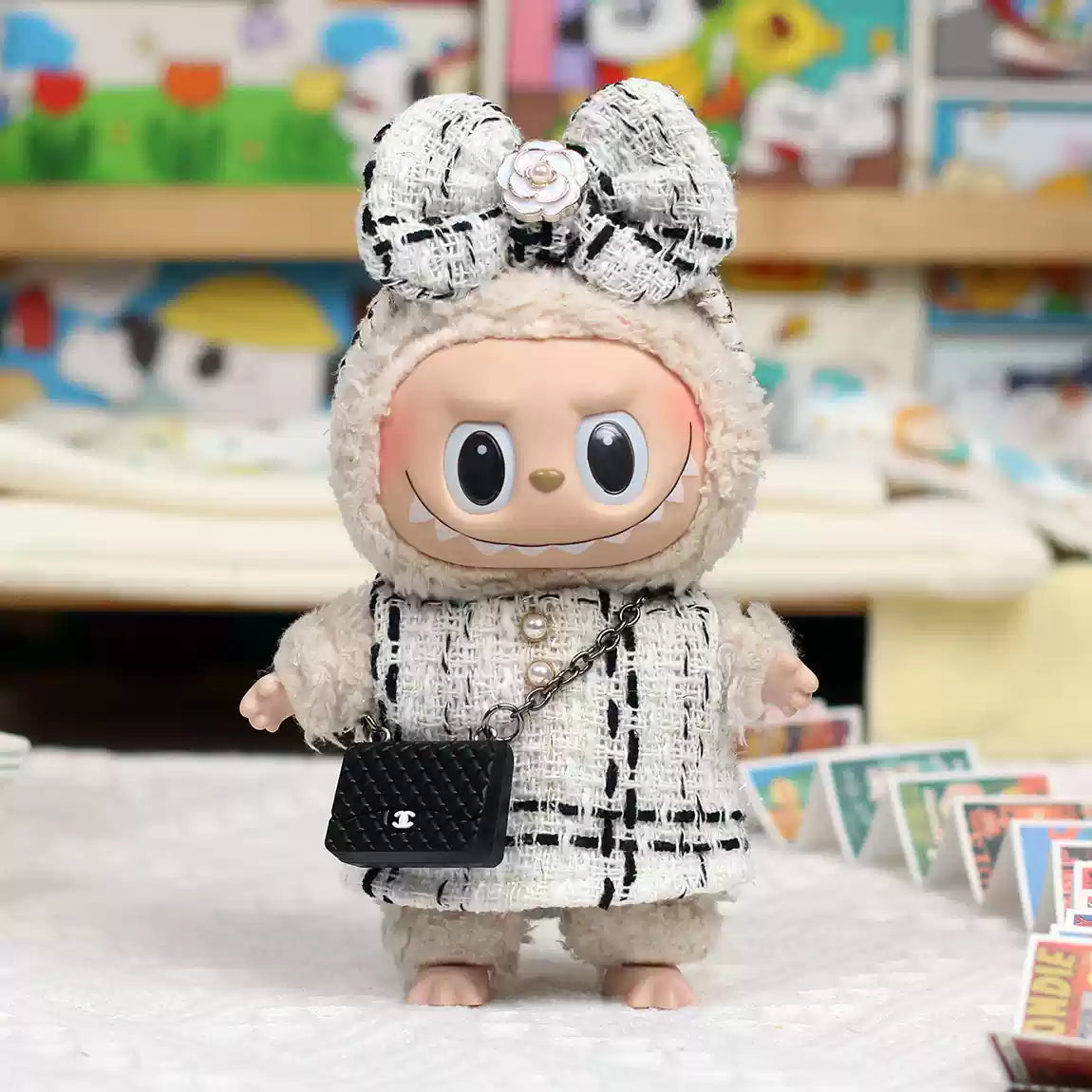 ACCESSORIES: The Monsters Labubu Macaron 17cm