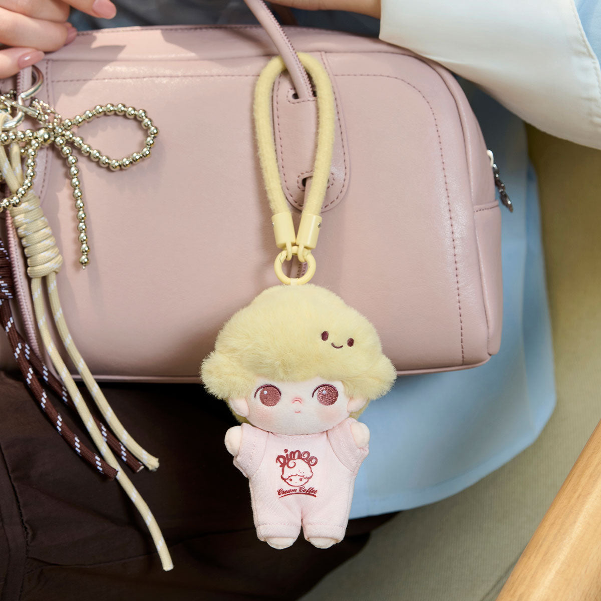 [PREORDER] DIMOO Crush on Coffee Series-Soft-faced Plush Keychain Blind Box