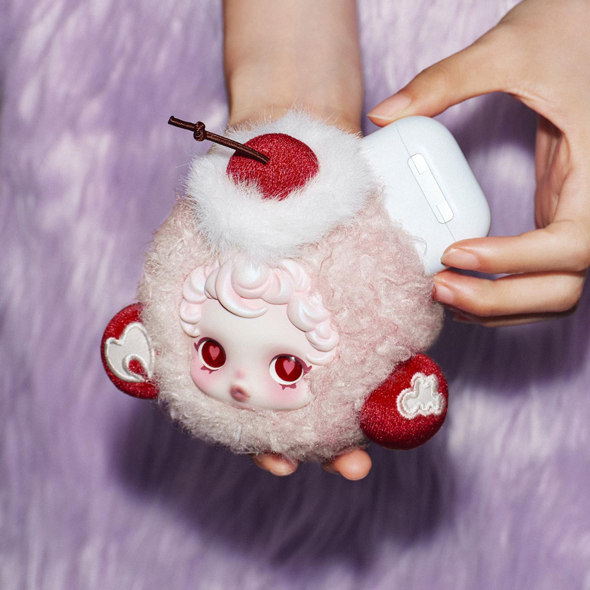 POPMART SKULLPANDA You Found Me！Series Earphone Bag