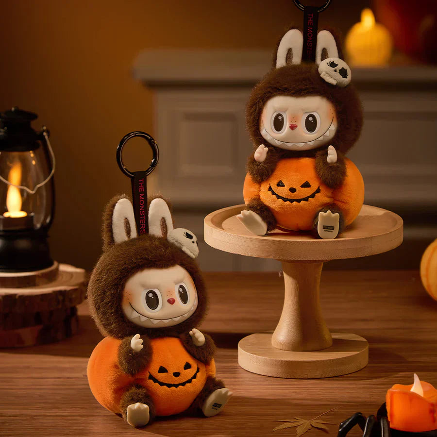 [PREORDER] The Monsters Labubu Halloween Sitting Pumpkin