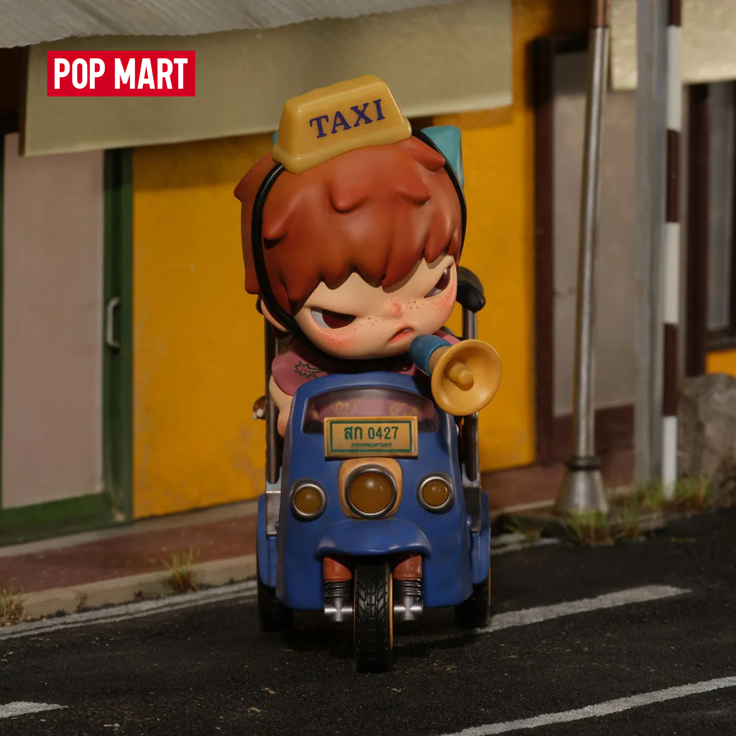 Hirono Tuk-Tuk Figure