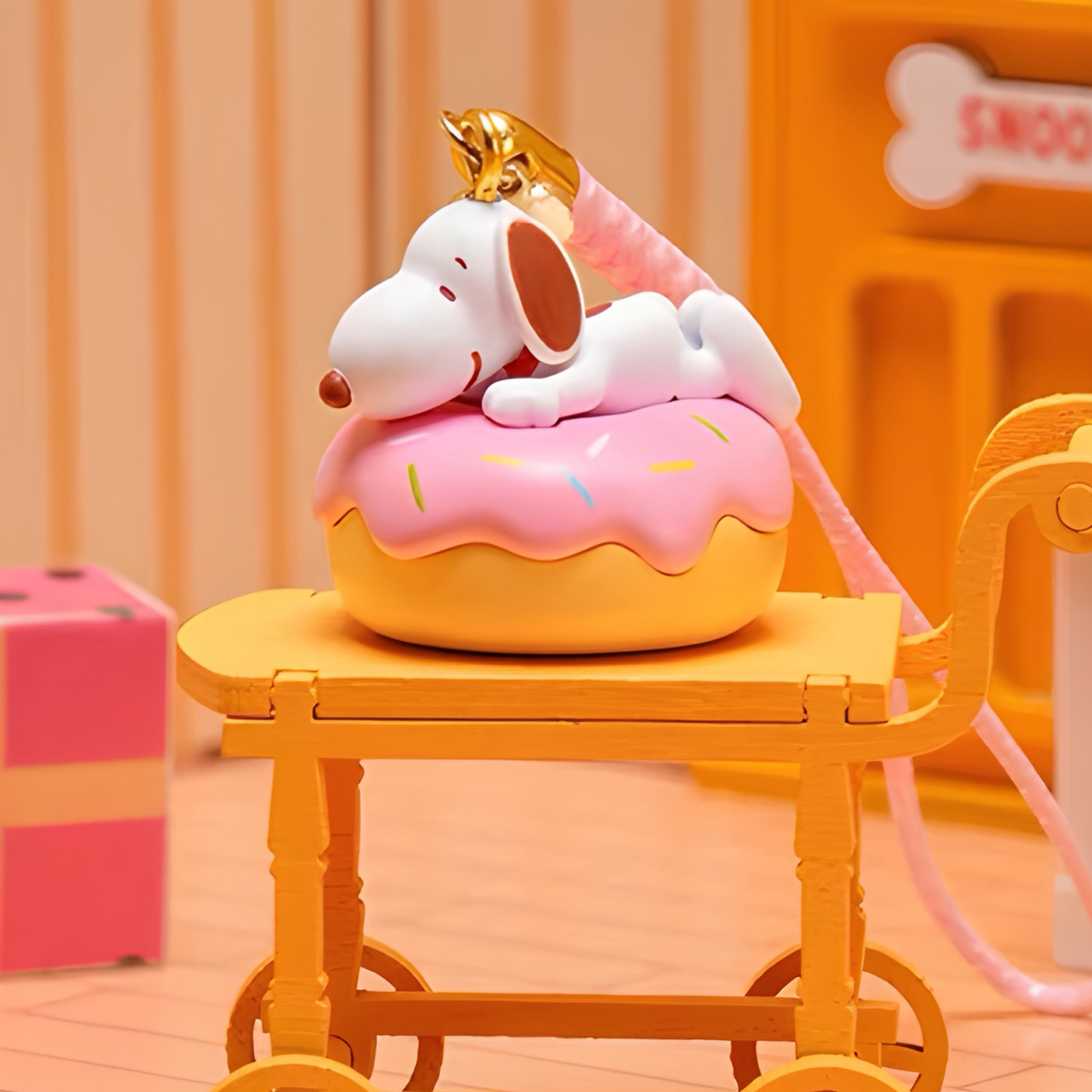 M&G Shop - Peanuts Snoopy Lucky Bakery Series Keychain Blind Box