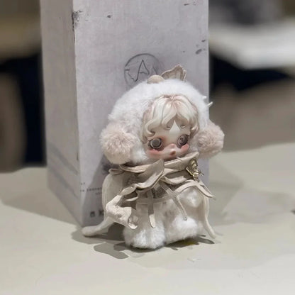 [PREORDER] θSKULLPANDA Cage-Uncage Vinyl Plush Doll